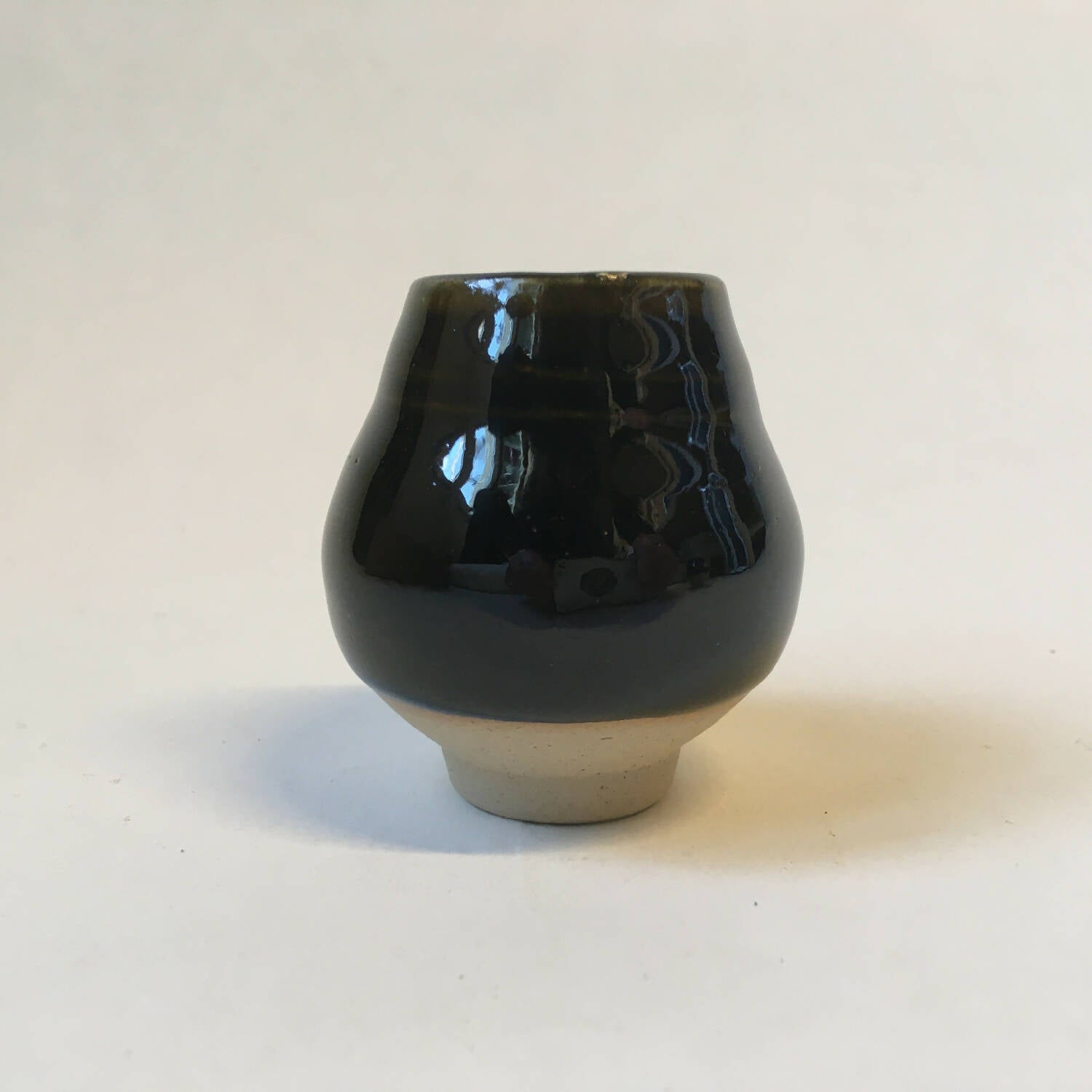 Petit Vase Noir-Oribe n°3 en grès | EMPREINTES Paris