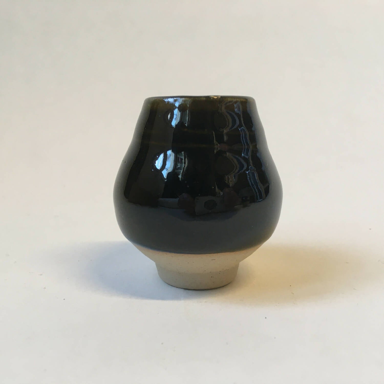 Petit Vase Noir-Oribe n°3 en grès | EMPREINTES Paris | EMPREINTES Paris