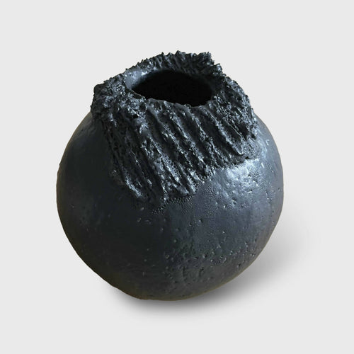 Pot sculpture Black Land | EMPREINTES Paris - EMPREINTES Paris