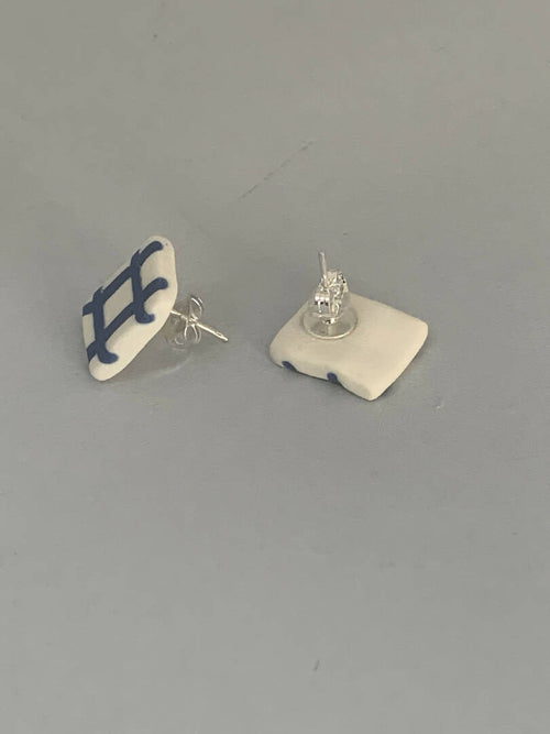 Boucle d'oreilles puces carrées collection Quadrille | EMPREINTES Paris - EMPREINTES Paris