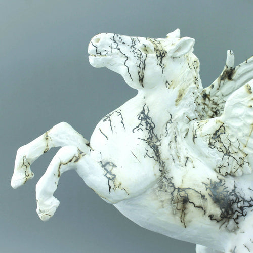 Pegase , sculpture en raku crin de cheval | EMPREINTES Paris - EMPREINTES Paris