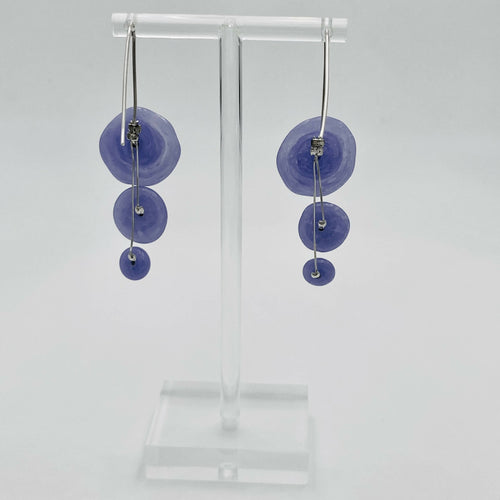 Boucles d'oreilles ricochets bleu violet clair opalescent | EMPREINTES Paris - EMPREINTES Paris