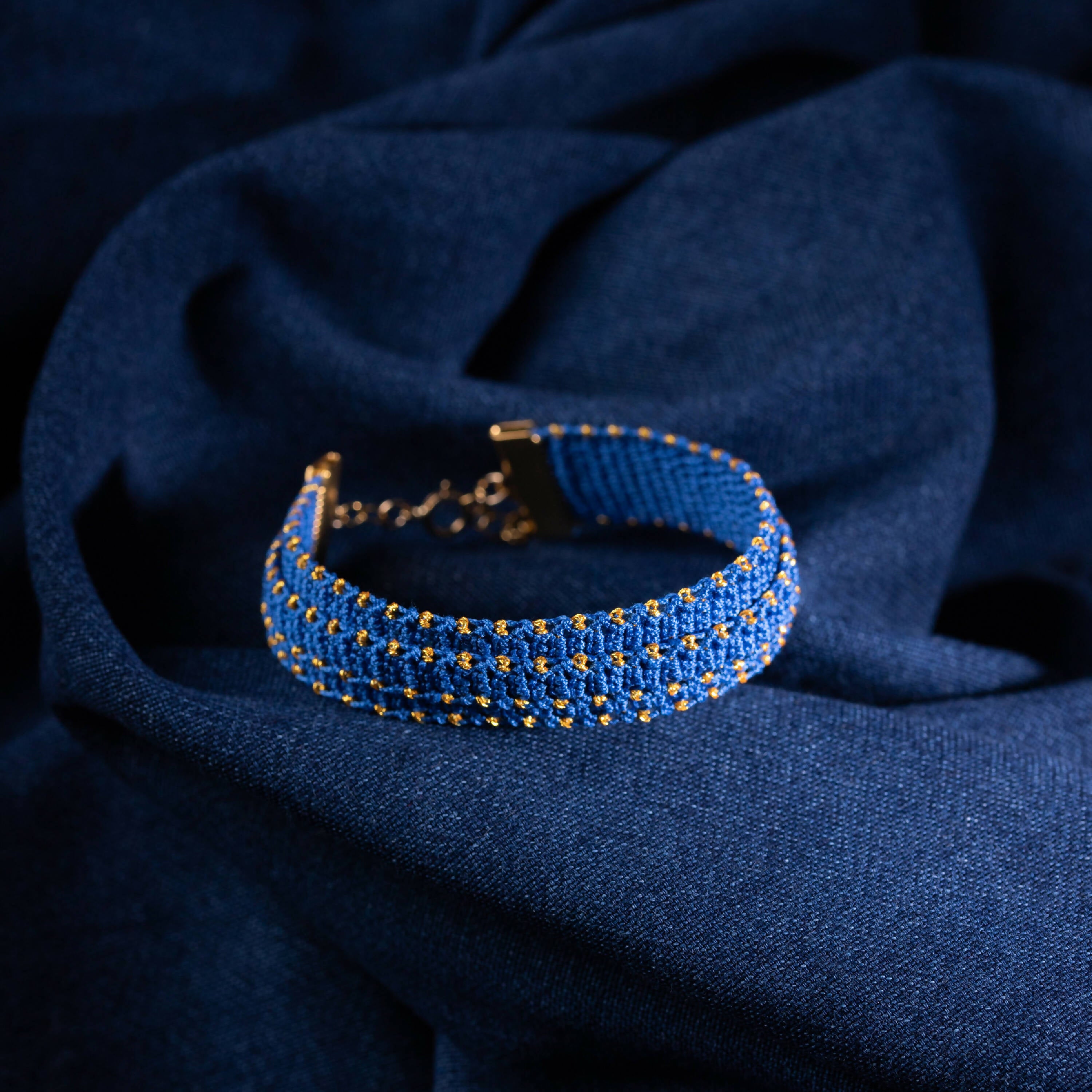 Bracelet dentelle Karra bandeaux superposés bleu | EMPREINTES Paris | EMPREINTES Paris