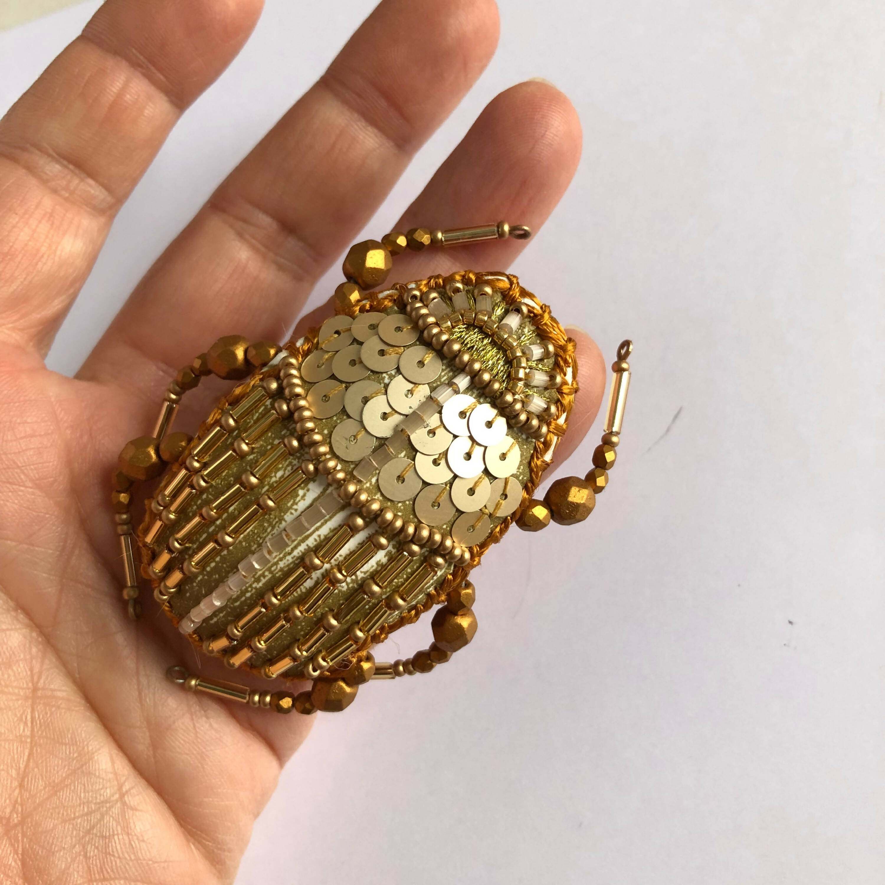 Broche Scarabée Sequins Or | EMPREINTES Paris