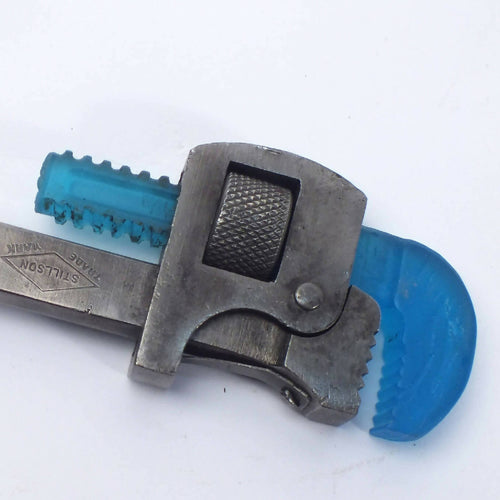 Pince à griffe Stillson 8 - bois et acier- USA | EMPREINTES Paris - EMPREINTES Paris