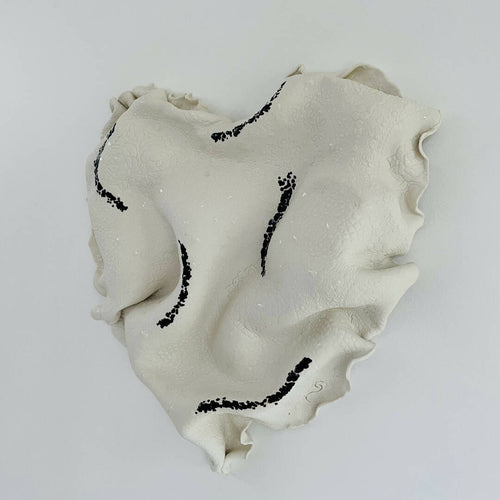 Bas relief tableau collection cœur porcelaine verre noire | EMPREINTES Paris - EMPREINTES Paris