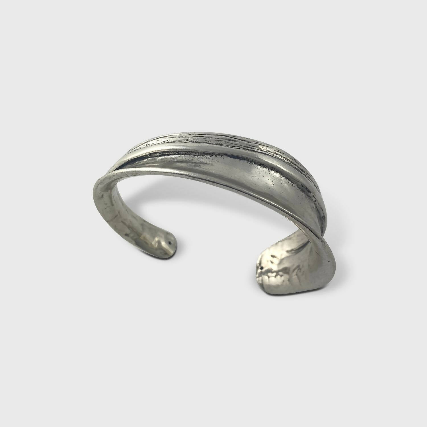 Bracelet en étain argenté 9 | EMPREINTES Paris