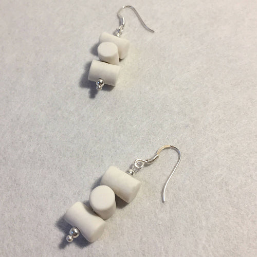 Boucles d'oreilles blanches en porcelaine | EMPREINTES Paris - EMPREINTES Paris