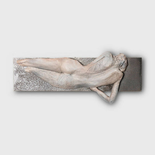 Bas-relief Lecture à la plage | EMPREINTES Paris - EMPREINTES Paris