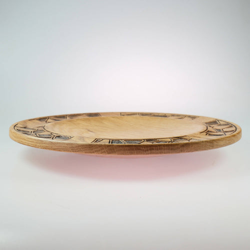 Petit plat en bois de chêne avec gravures géométriques | EMPREINTES Paris - EMPREINTES Paris