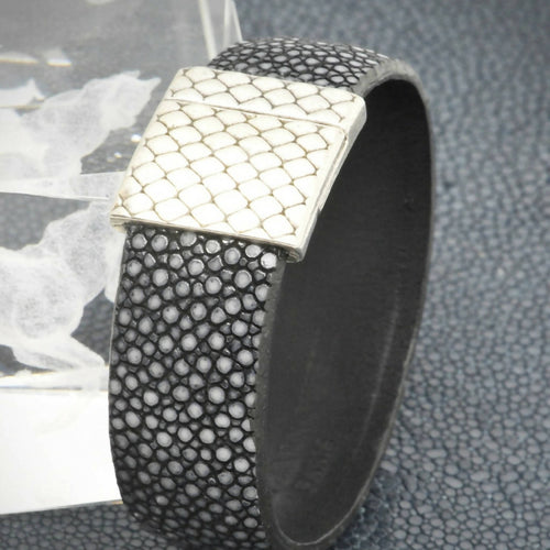 WB5qscEvxj | EMPREINTES Paris - EMPREINTES Paris