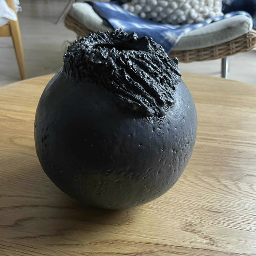 Pot sculpture Black Land | EMPREINTES Paris - EMPREINTES Paris