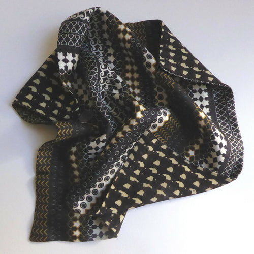 Pochette soie homme- graphique noir | EMPREINTES Paris - EMPREINTES Paris