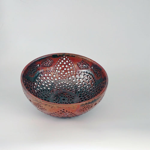 coupe_en_gres_ou_bol_a_trous_rouge_et_teadust_potje | EMPREINTES Paris - EMPREINTES Paris