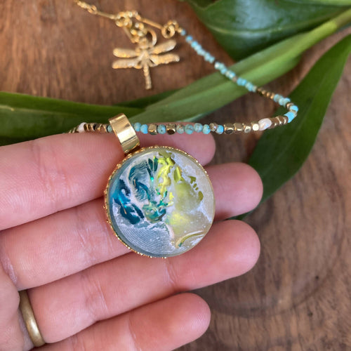 camée, tete femme, antique, reproduction, musée, printemps, pastel, majestueux, bijou symbolique, ethnique, romantique, chic bohème, amoureux, collier pour femme, art déco, art nouveau, idées cadeaux pour elle, saint Valentin, piece unique, tour de cou, pierre semi-precieuse, pate de verre, cristal | EMPREINTES Paris - EMPREINTES Paris