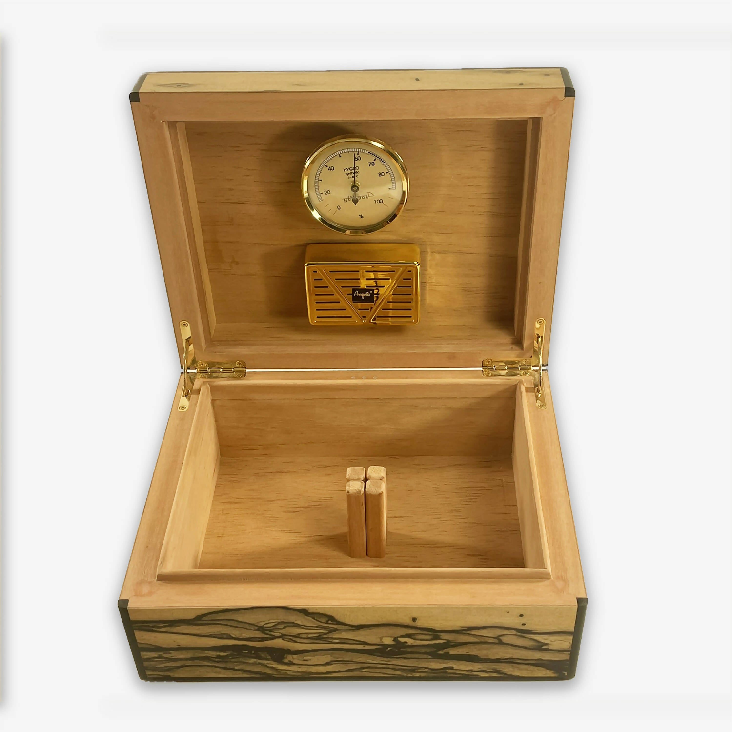 cave_a_cigares_50_cigares_ebene_blanc_3_walter_bellini copie | EMPREINTES Paris