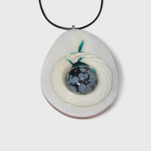 Pendentif ivoire végétal et obsidienne Snow flakes | EMPREINTES Paris - EMPREINTES Paris