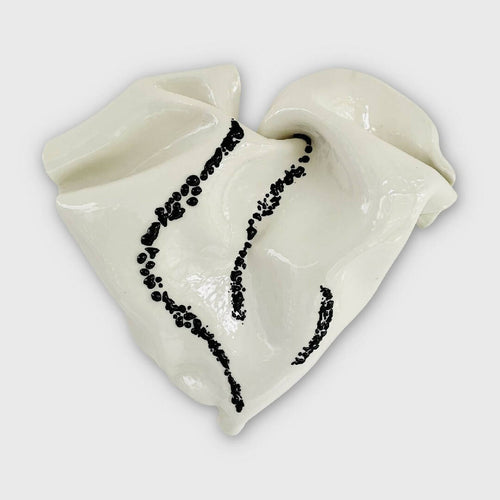 Bas relief tableau collection cœur porcelaine émail et verre noir | EMPREINTES Paris - EMPREINTES Paris