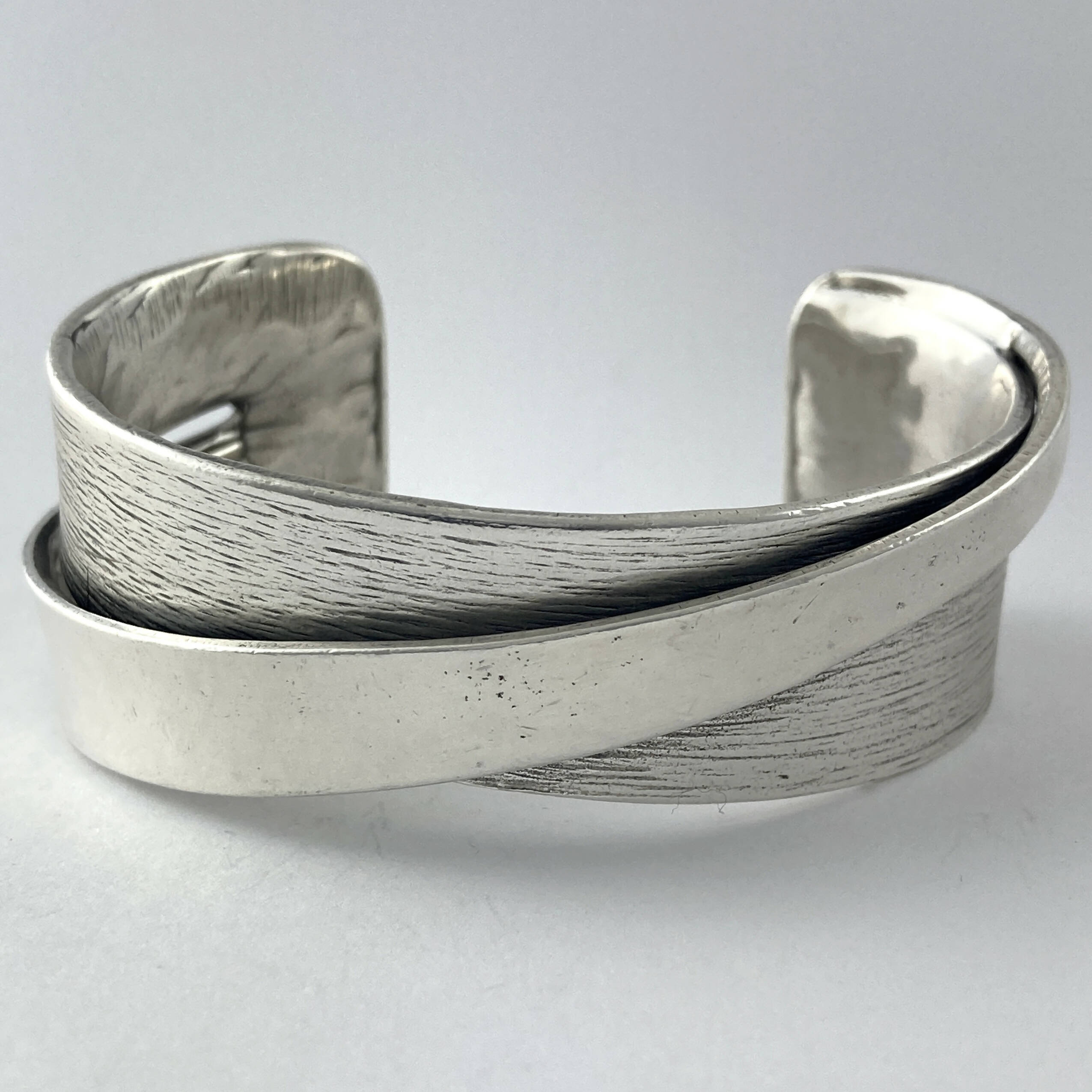 Bracelet en étain argenté 3 | EMPREINTES Paris