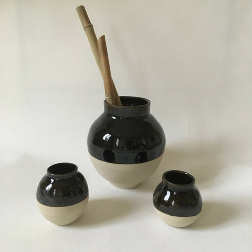 Petit Vase noir n°2 en grès | EMPREINTES Paris - EMPREINTES Paris