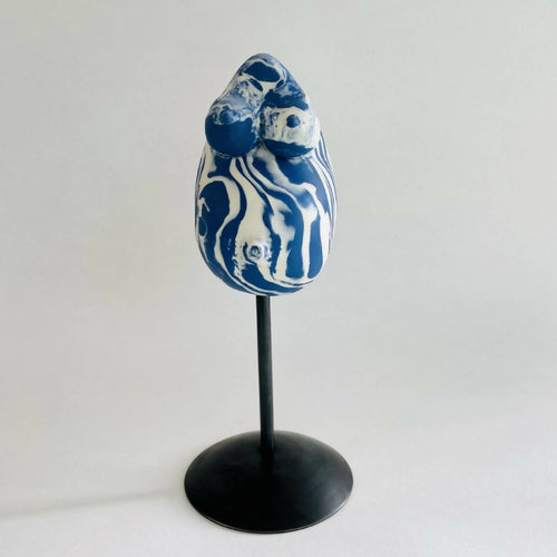 Sculpture femme enceinte nériage porcelaine blanche et bleue 1 | EMPREINTES Paris - EMPREINTES Paris