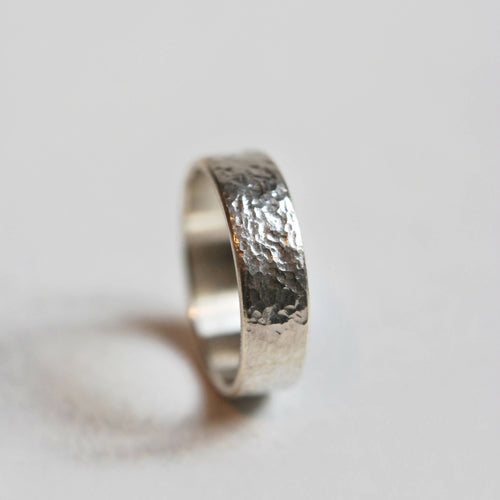 Anneau martelé en argent | EMPREINTES Paris - EMPREINTES Paris