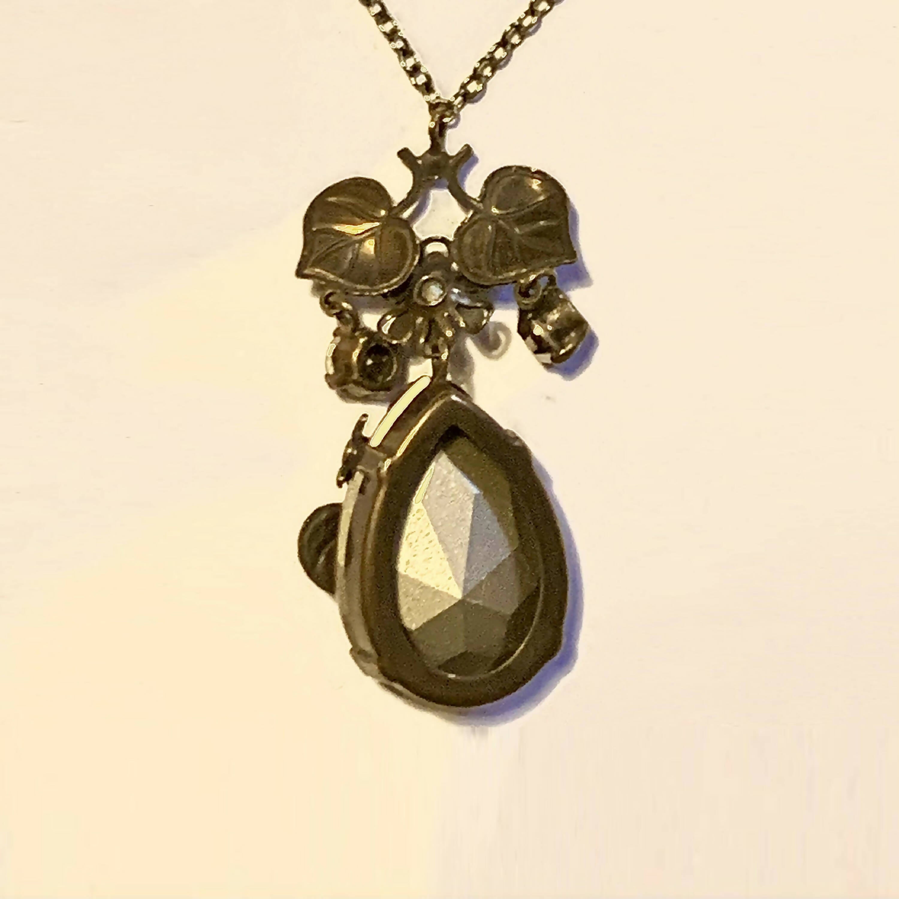 Pendentif romantique | EMPREINTES Paris