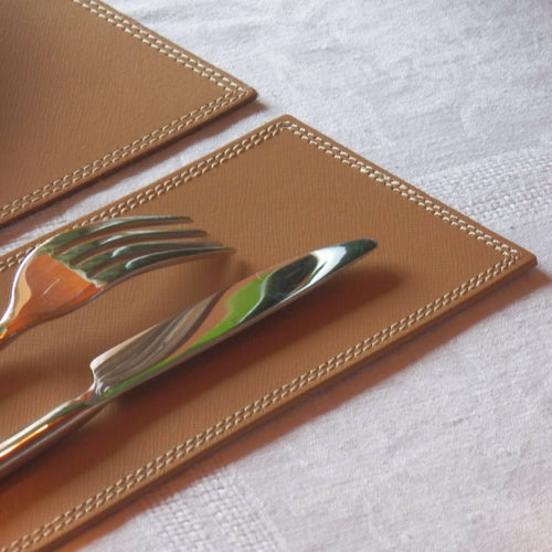 Set de table Grimaud en cuir camel | EMPREINTES Paris - EMPREINTES Paris