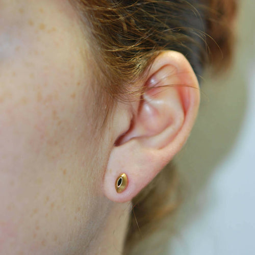 Boucles d'oreilles Bouton en or 18 K | EMPREINTES Paris - EMPREINTES Paris