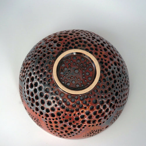 coupe_en_gres_ou_bol_a_trous_rouge_et_teadust_potje | EMPREINTES Paris - EMPREINTES Paris