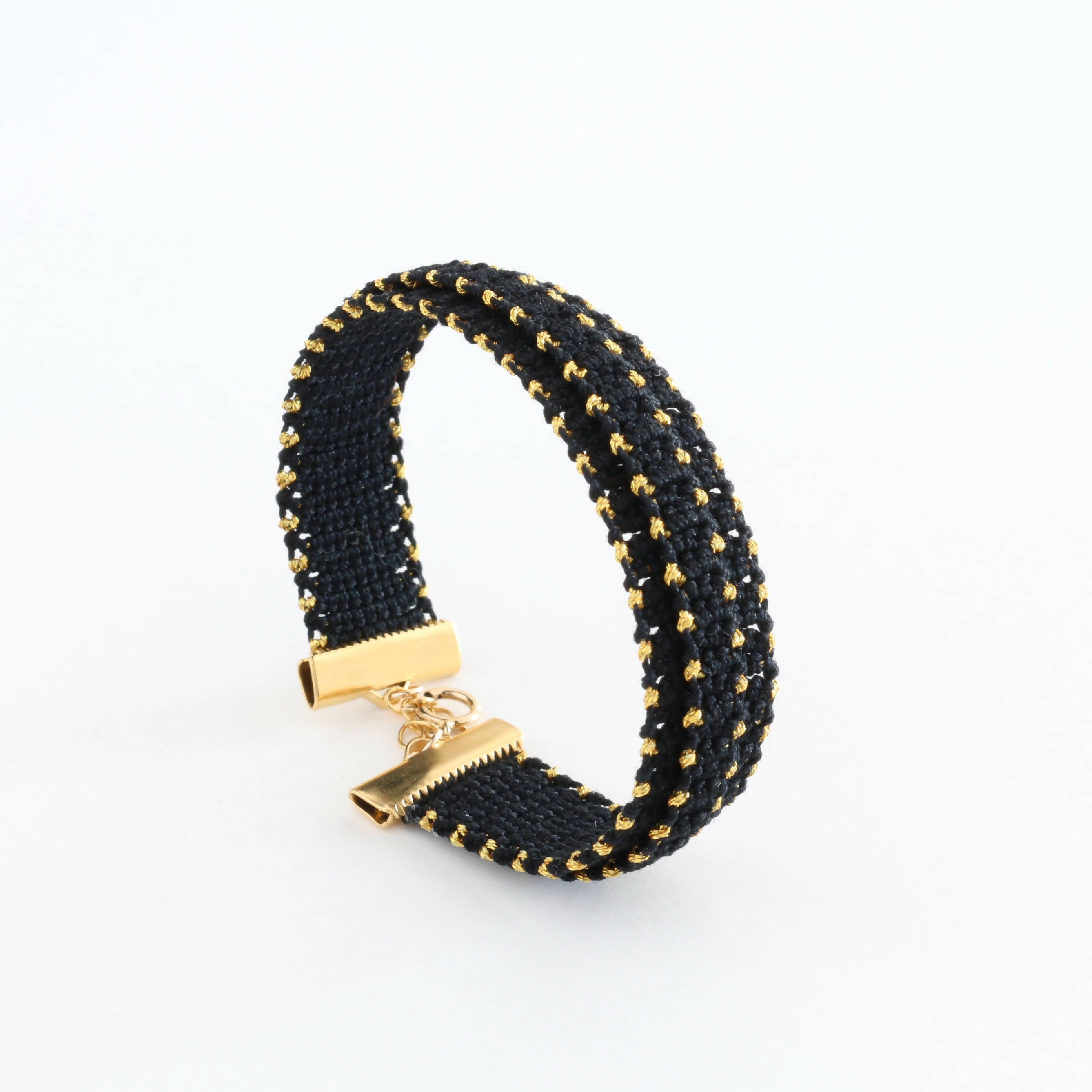 Bracelet dentelle Karra bandeaux superposés noir | EMPREINTES Paris | EMPREINTES Paris
