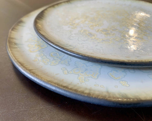 Set de deux petites assiettes plates en grès - Collection Moon | EMPREINTES Paris - EMPREINTES Paris