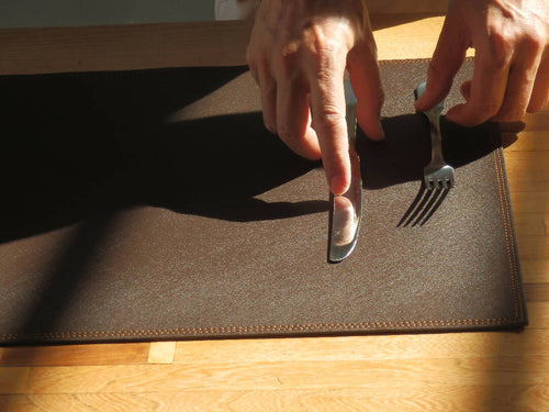 Set de table Gassin en cuir chocolat | EMPREINTES Paris - EMPREINTES Paris