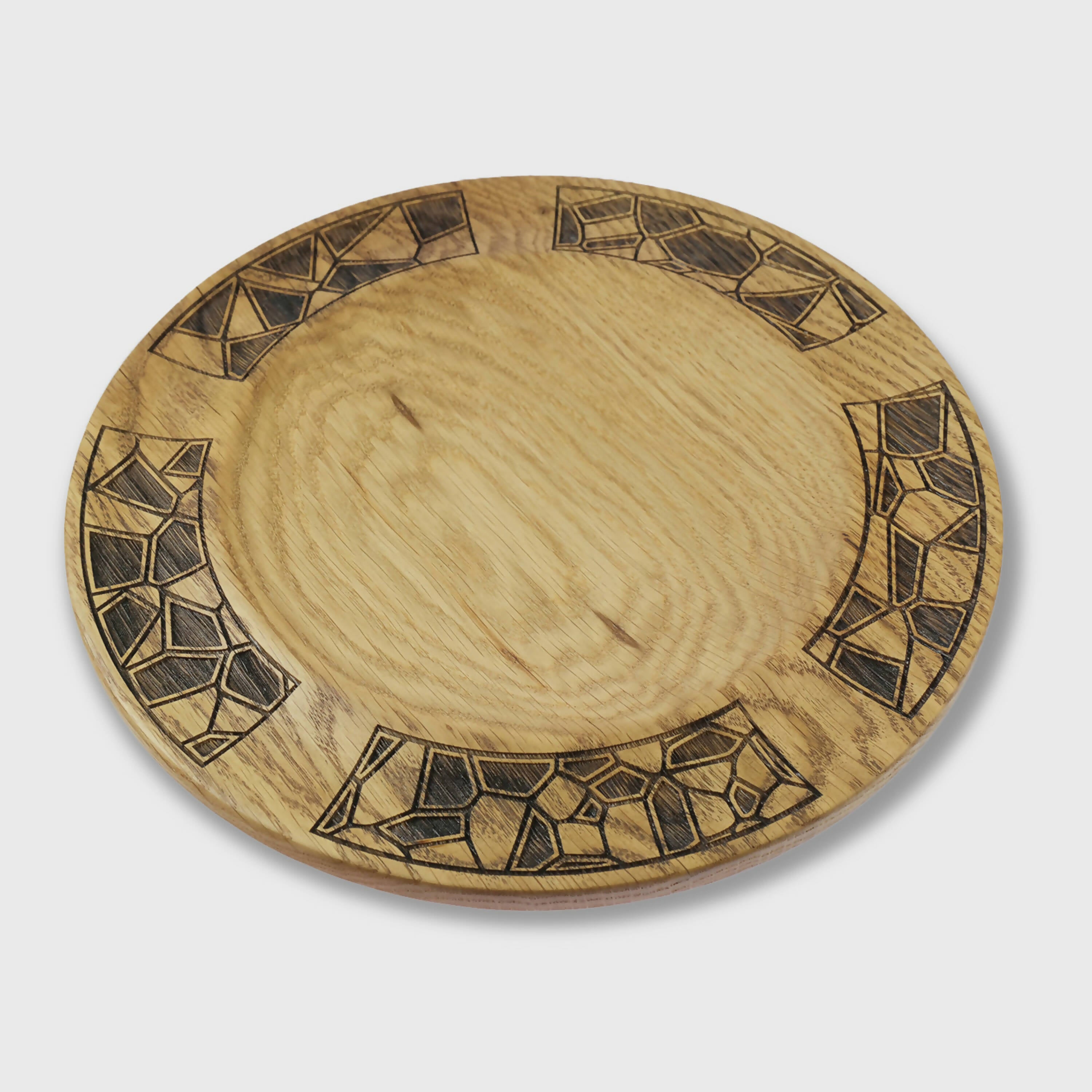 Petit plat en bois de chêne avec gravures géométriques | EMPREINTES Paris | EMPREINTES Paris