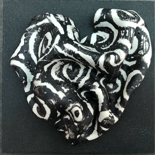 bas_relief_tableau_collection_coeur_porcelaine_dentelle_3_guenaelle_grassi copie | EMPREINTES Paris - EMPREINTES Paris