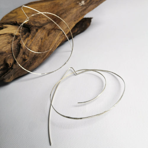 Créoles sur le fil Argent | EMPREINTES Paris - EMPREINTES Paris