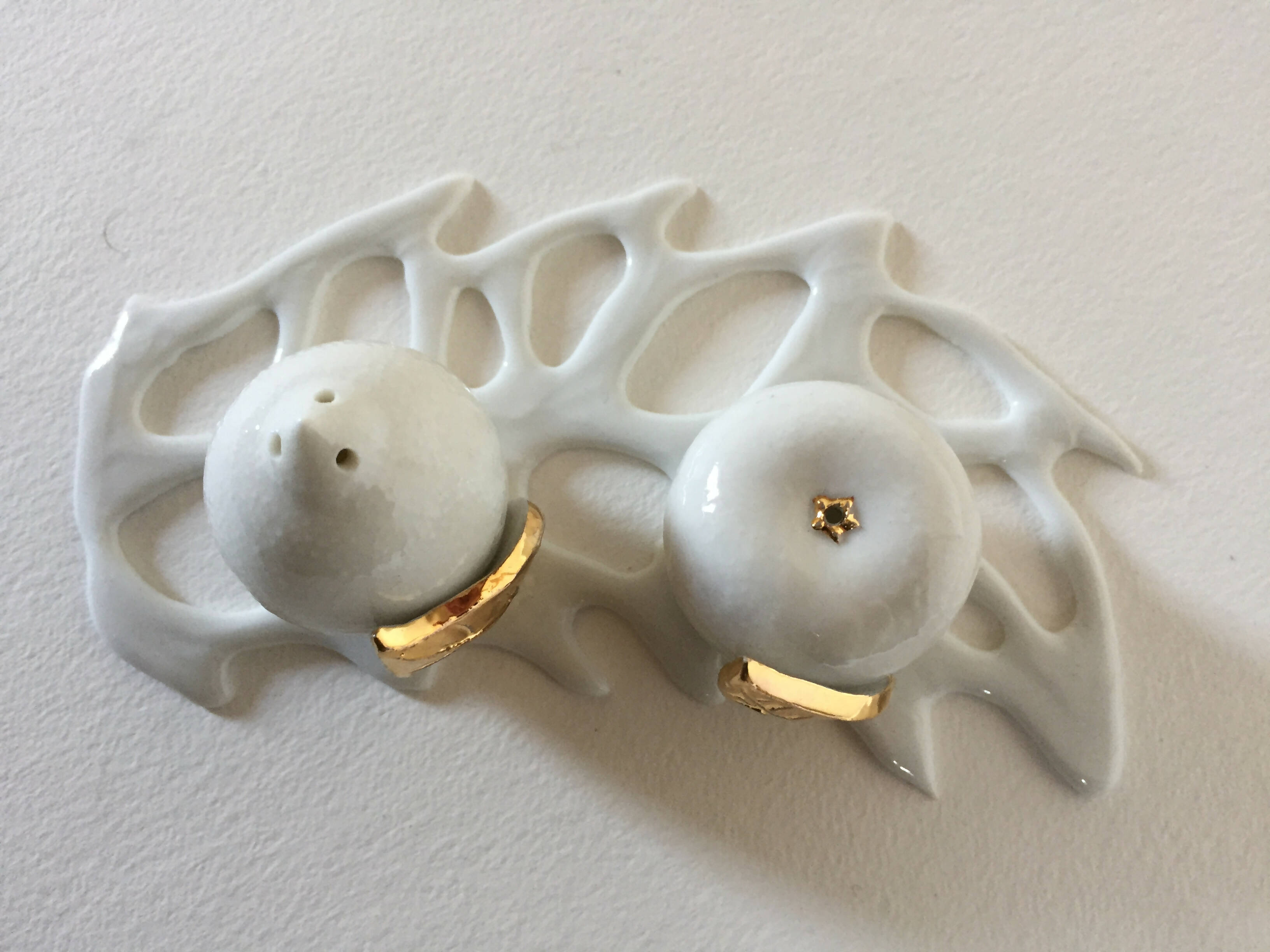 Sel Poivre Citron Mandarine en porcelaine sur décor floral | EMPREINTES Paris