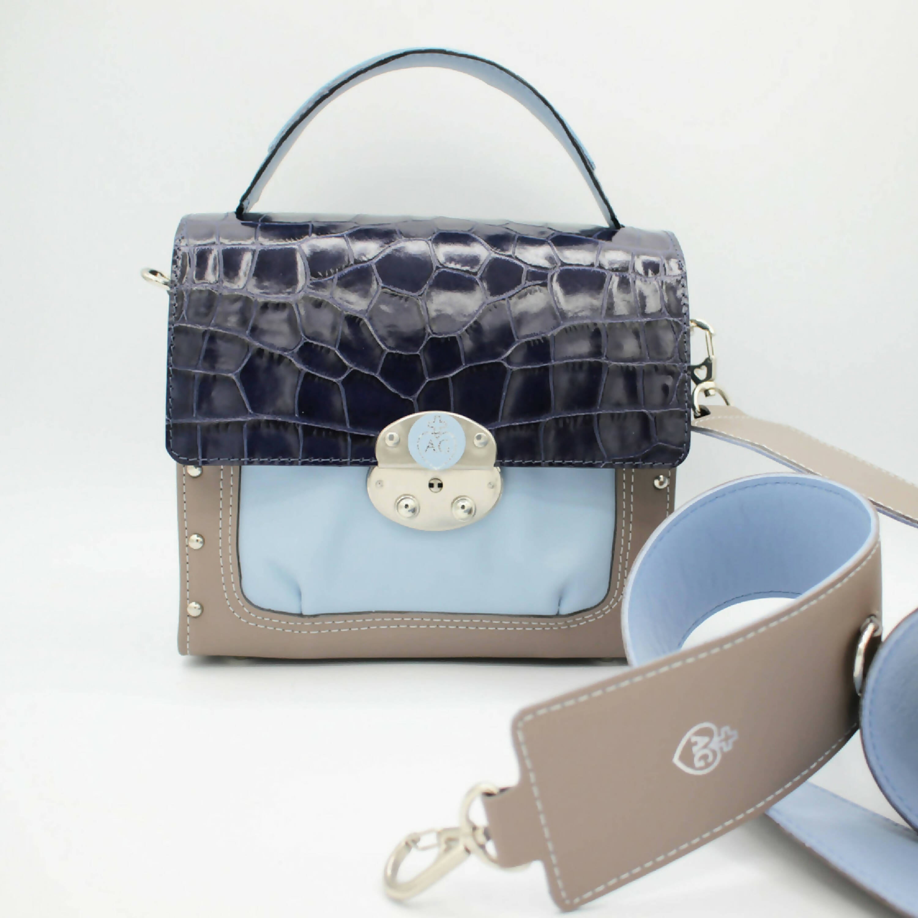 Sac Summer Box cuir embossé Croco bleu marine | EMPREINTES Paris | EMPREINTES Paris