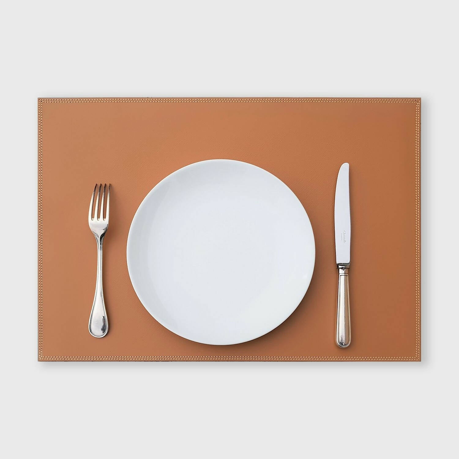 Set de table Gassin en cuir Camel | EMPREINTES Paris