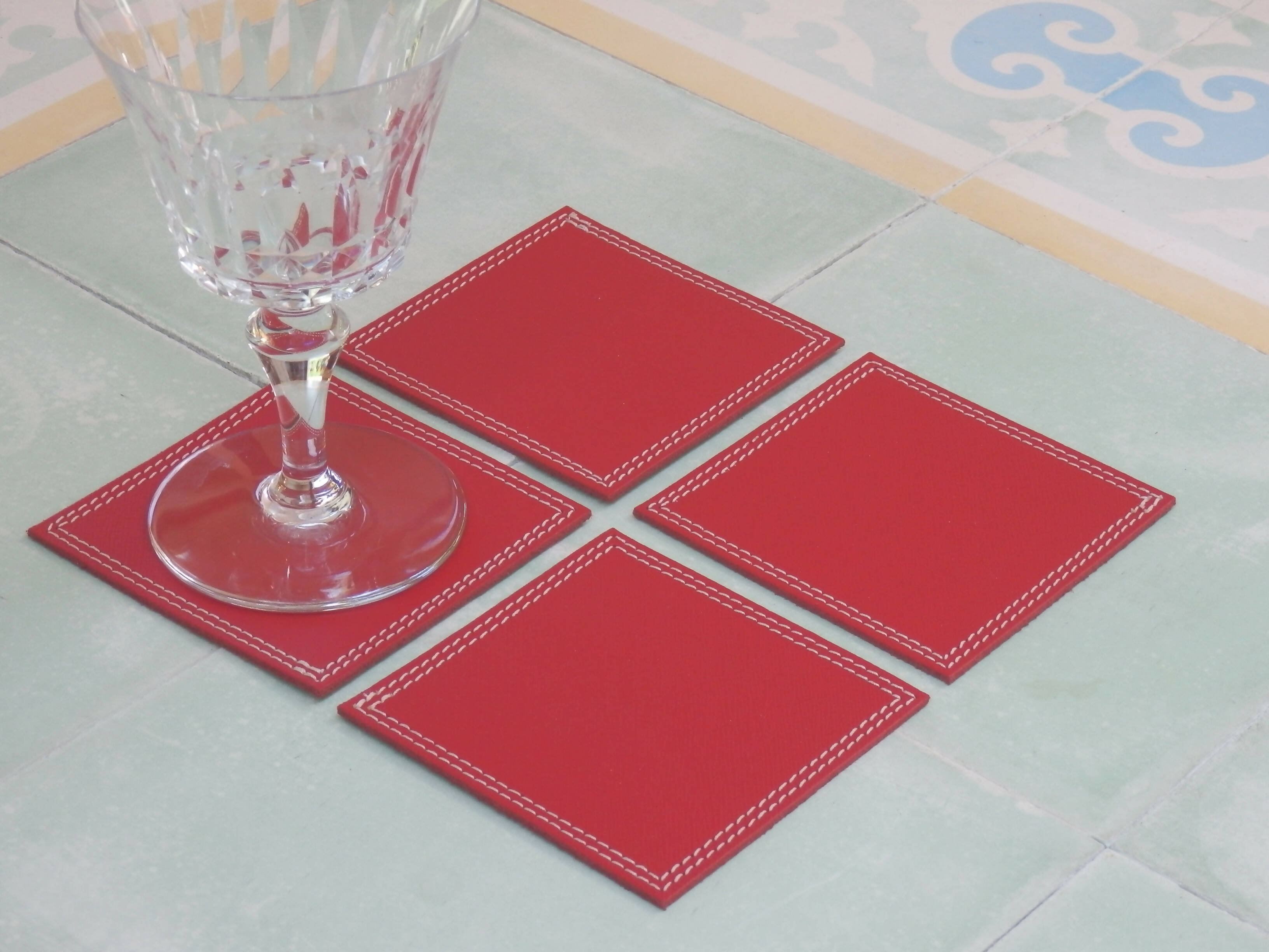 Lot de 6 sous verres en cuir Rouge | EMPREINTES Paris