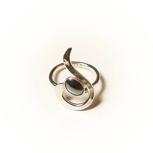Bague LIZAE en argent avec une hématite. | EMPREINTES Paris - EMPREINTES Paris