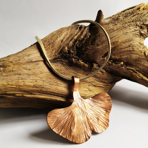 Collier pendentif Ginkgo Biloba en cuivre | EMPREINTES Paris - EMPREINTES Paris