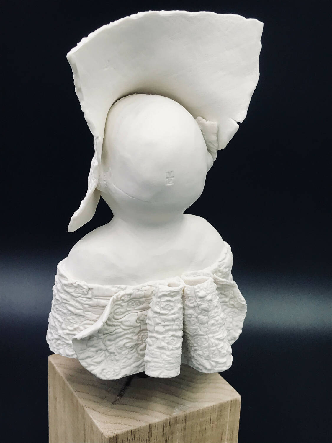 Sculpture APOO Coiffe et Noeud | EMPREINTES Paris | EMPREINTES Paris