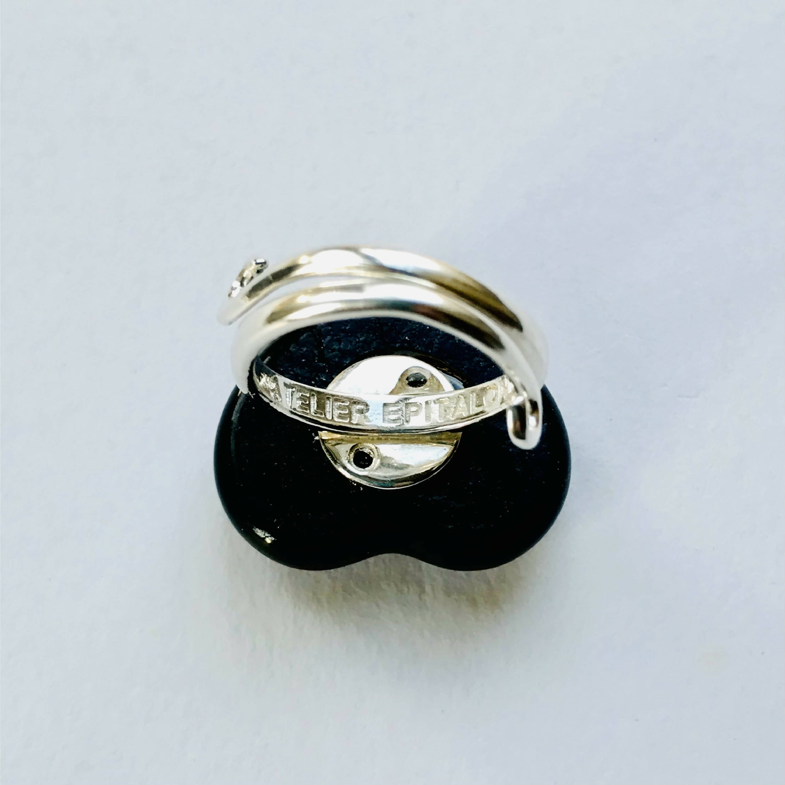 Bague coeur noir best sale