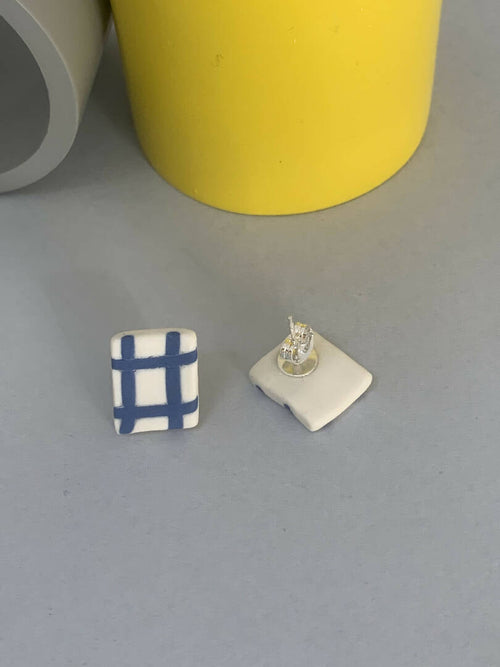 Boucle d'oreilles puces carrées collection Quadrille | EMPREINTES Paris - EMPREINTES Paris