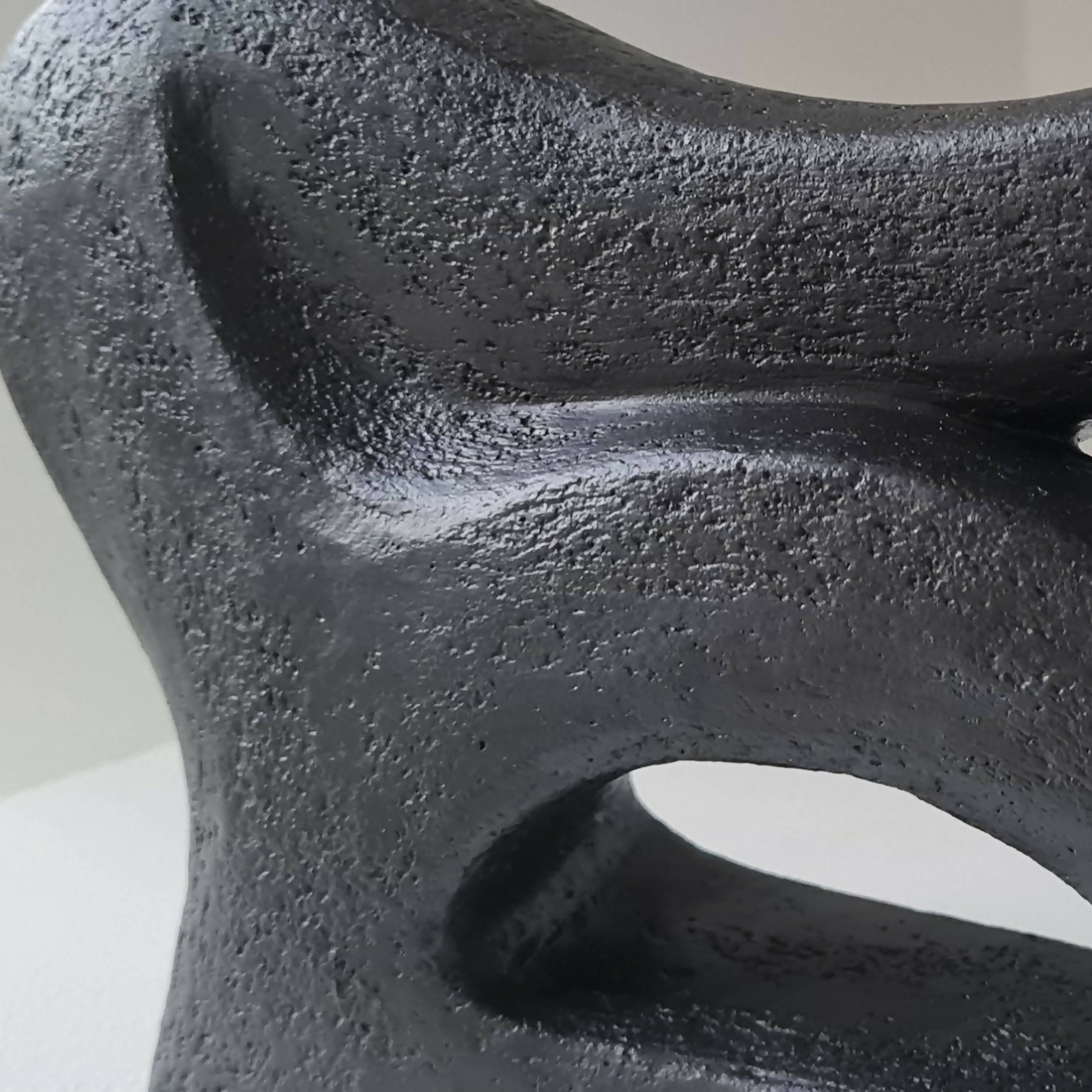 Sculpture abstraite en argile Intériorité | EMPREINTES Paris