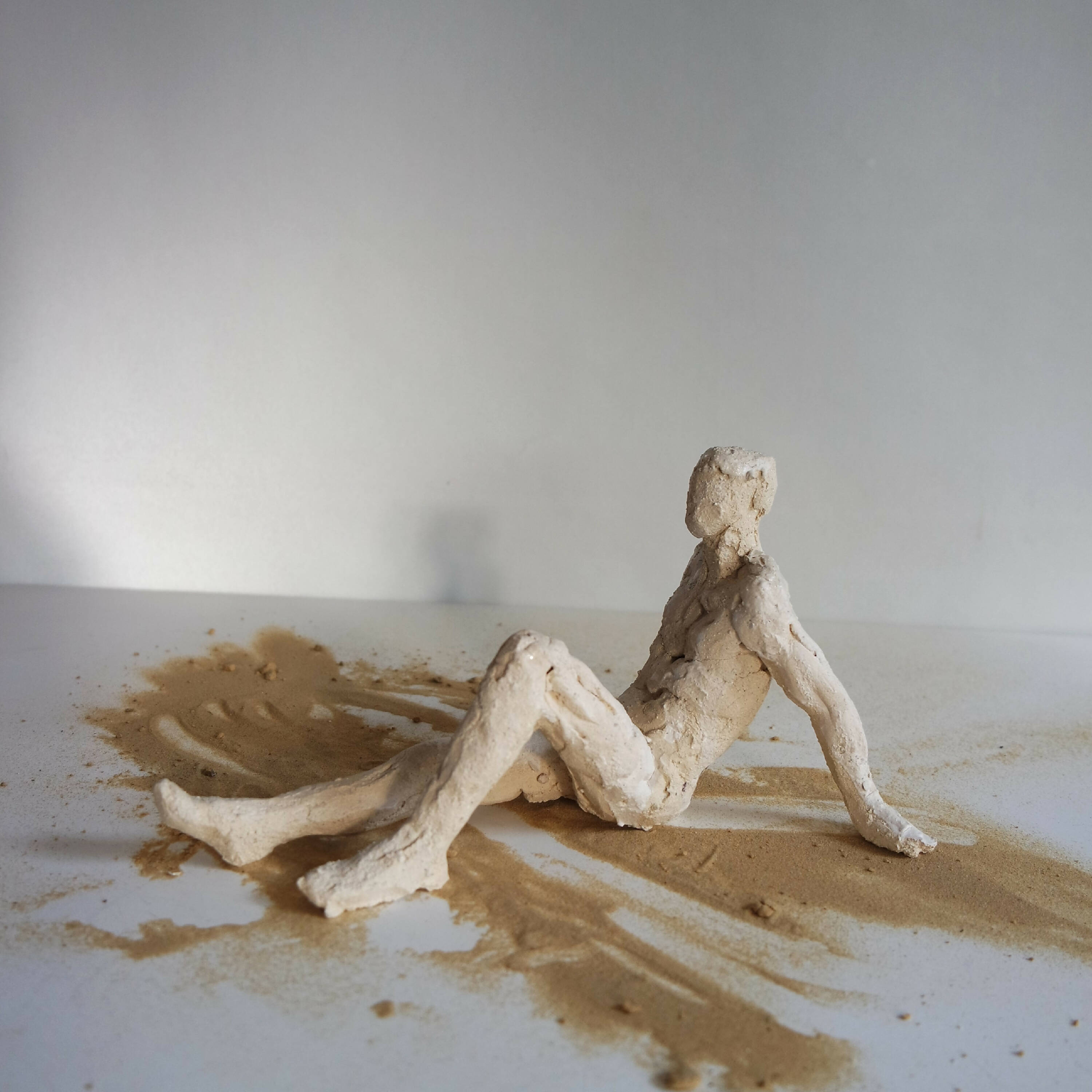 Sculpture Homme assis au repos | EMPREINTES Paris | EMPREINTES Paris