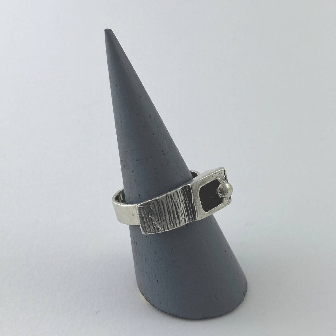 Bague réglable en étain argentée 7 | EMPREINTES Paris