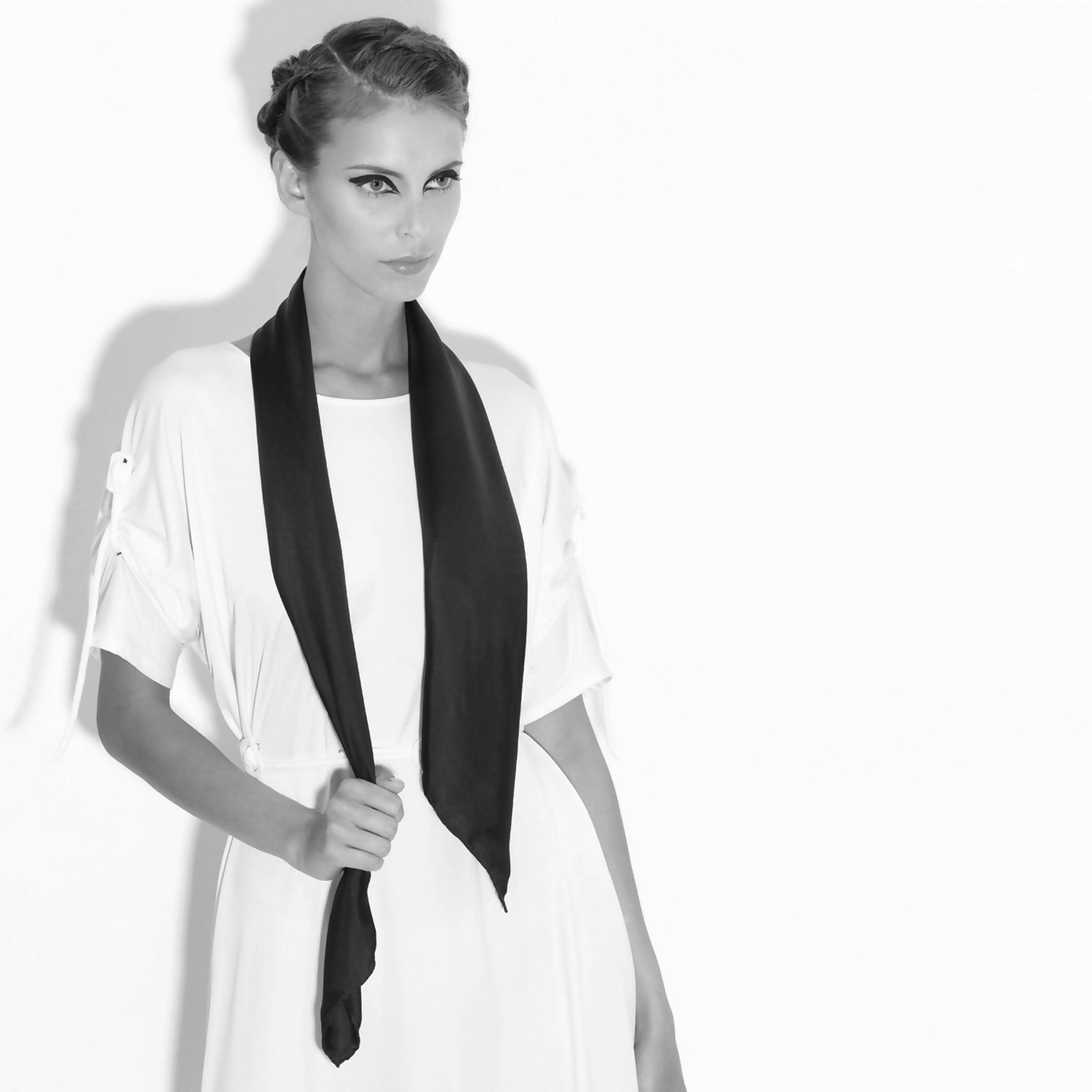 Carré 90 uni parme | EMPREINTES Paris