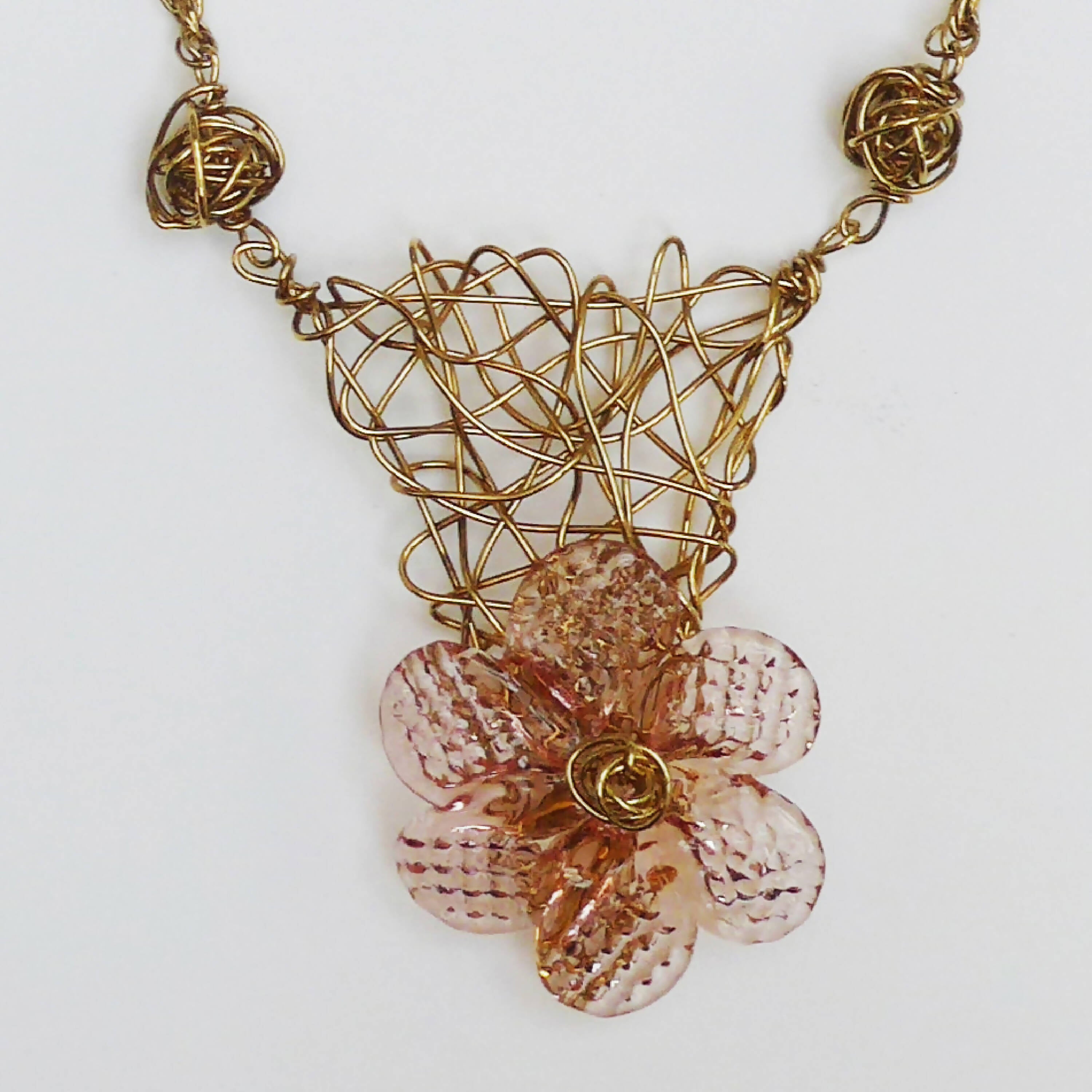 Collier pendentif fleur Rose TREILLE | EMPREINTES Paris